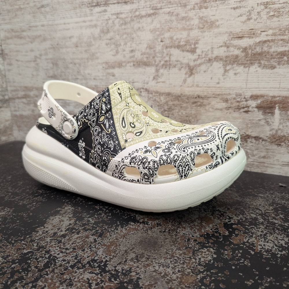 Womens Crocs Classic Crush Platform Clog Shoes Sz 8 Used Bandana Print 208119 - Picture 2 of 10